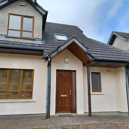 Seabury Holiday Home, Rosslare Strand, County Wexford - Sleeps 7 Rosslare Harbour