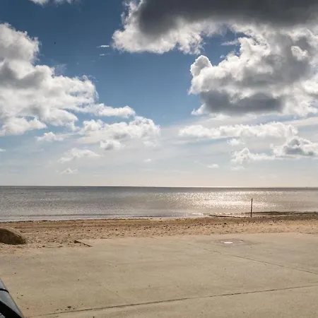 Holiday home Seabury Holiday Home, Rosslare Strand, County Wexford - Sleeps 7 *