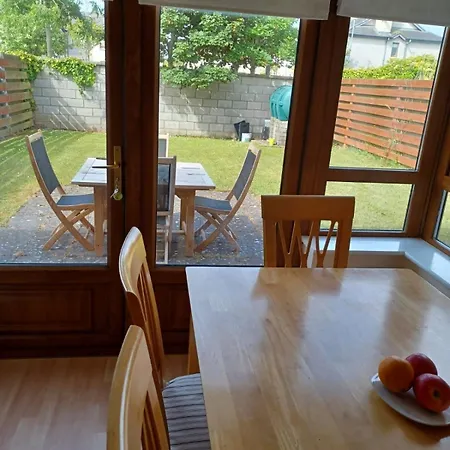 Seabury Holiday Home, Rosslare Strand, County Wexford - Sleeps 7 *
